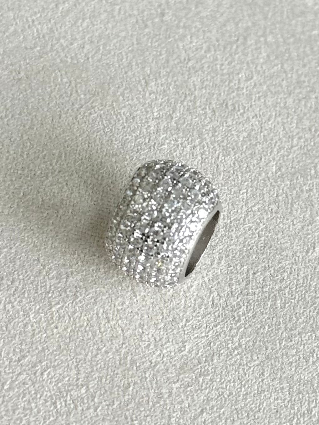 Charm spacer pave blanco