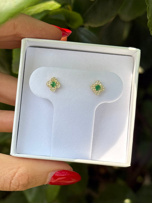 Aretes diamantes y Esmeralda