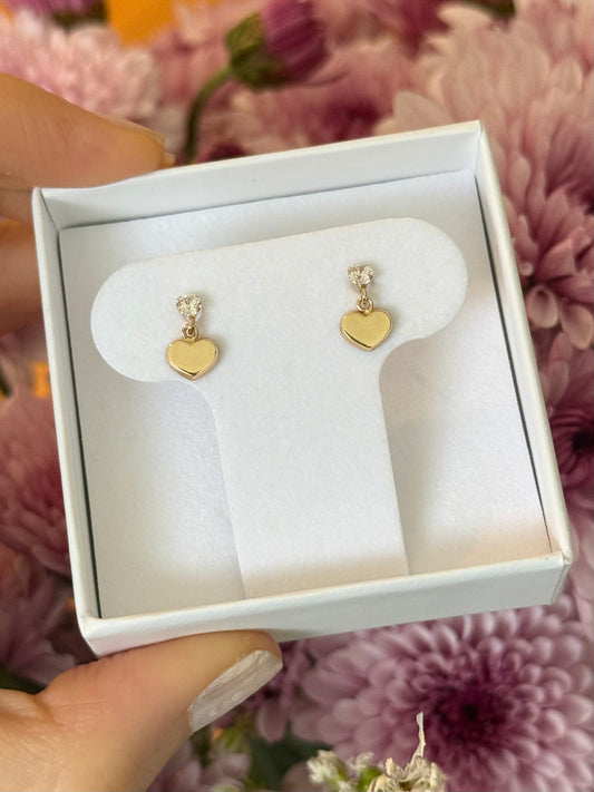 Aretes cz y corazón oro colgante
