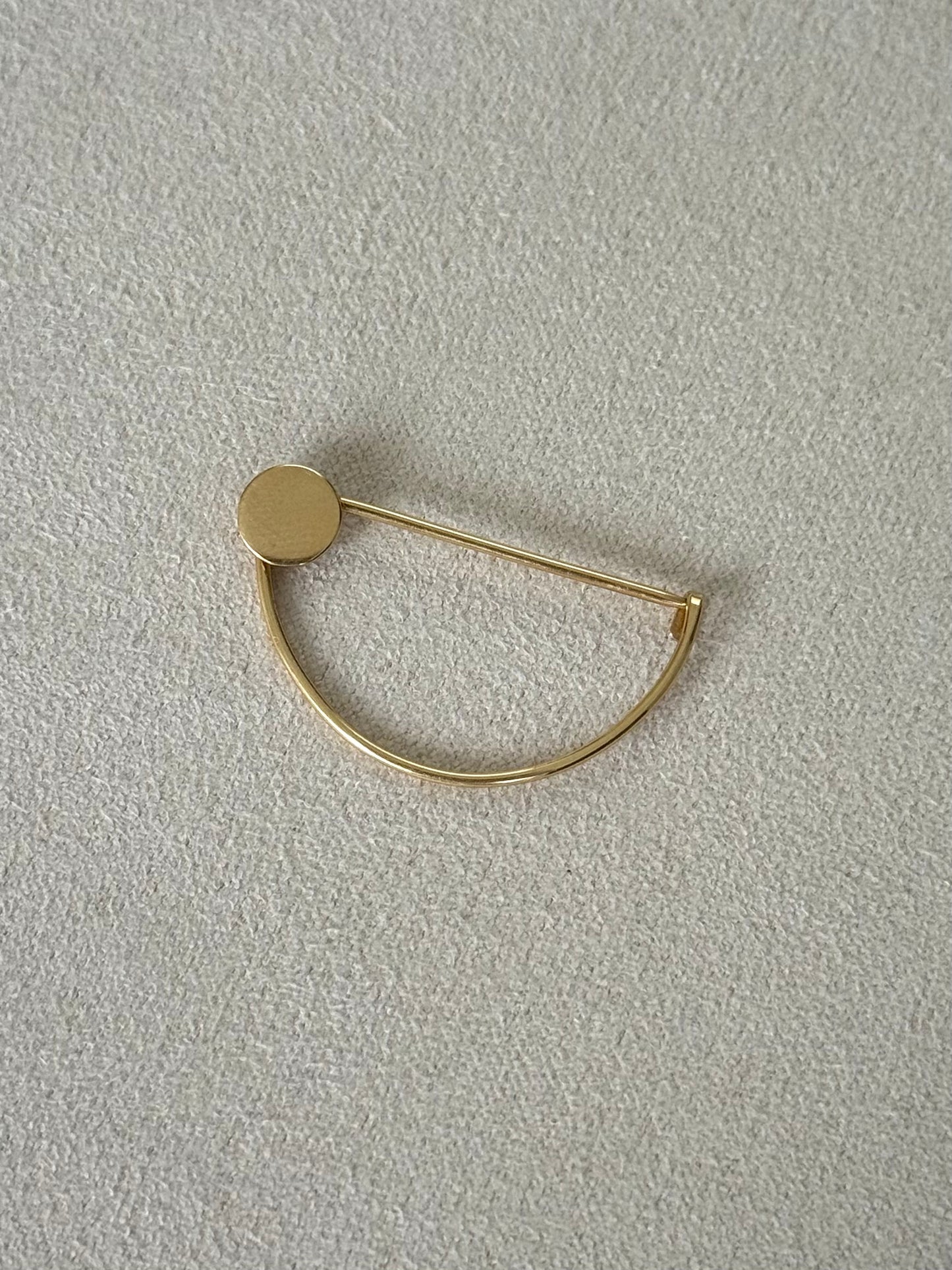 Pin grabable
