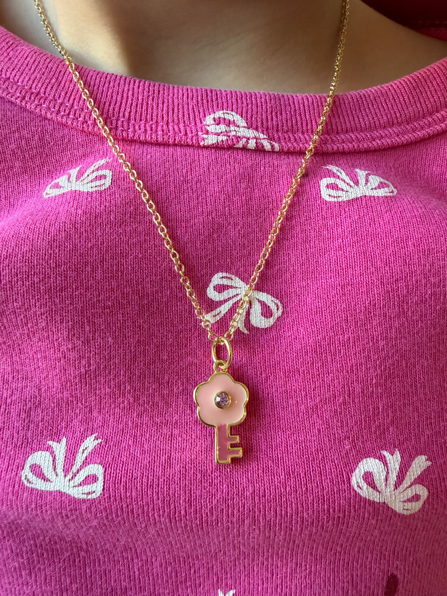 Collar llave flor