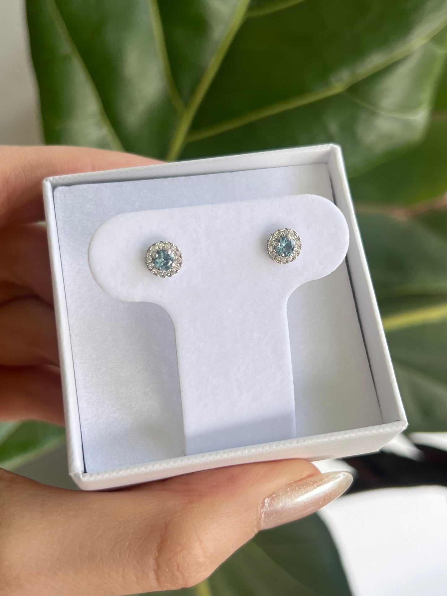 Aretes zirconia con bisel de cz