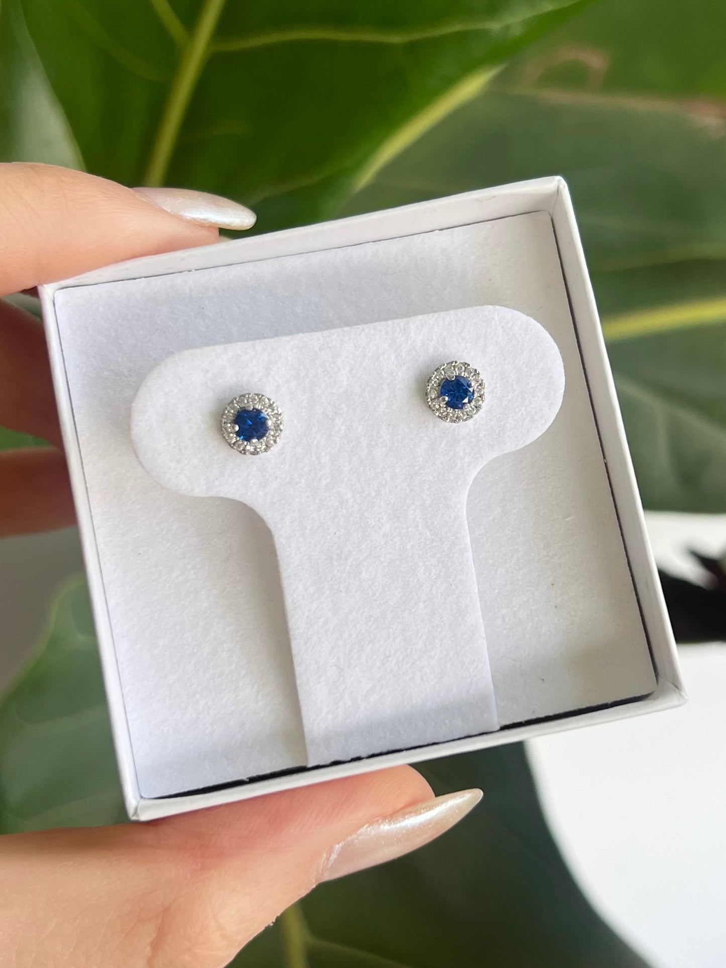 Aretes zirconia con bisel de cz