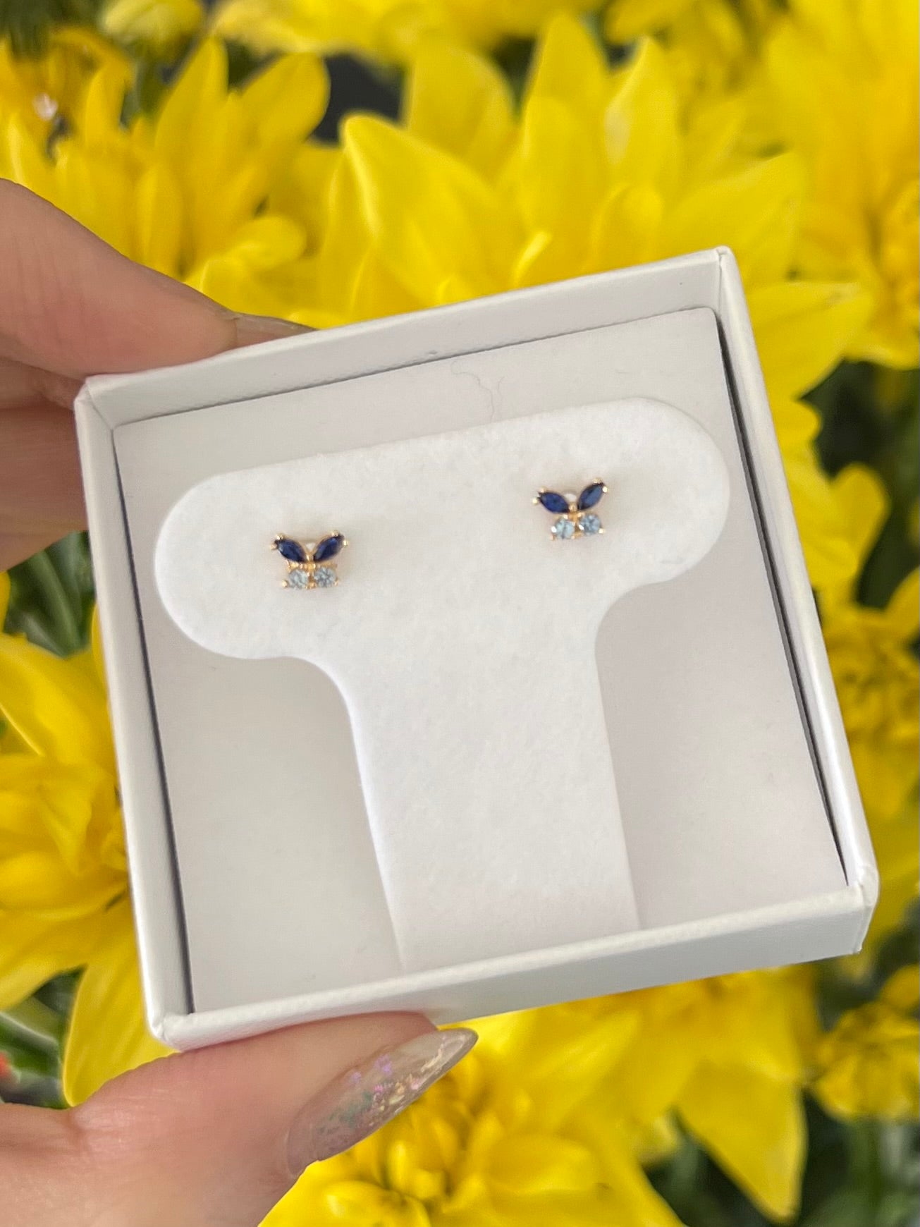 Aretes mariposa mini azul