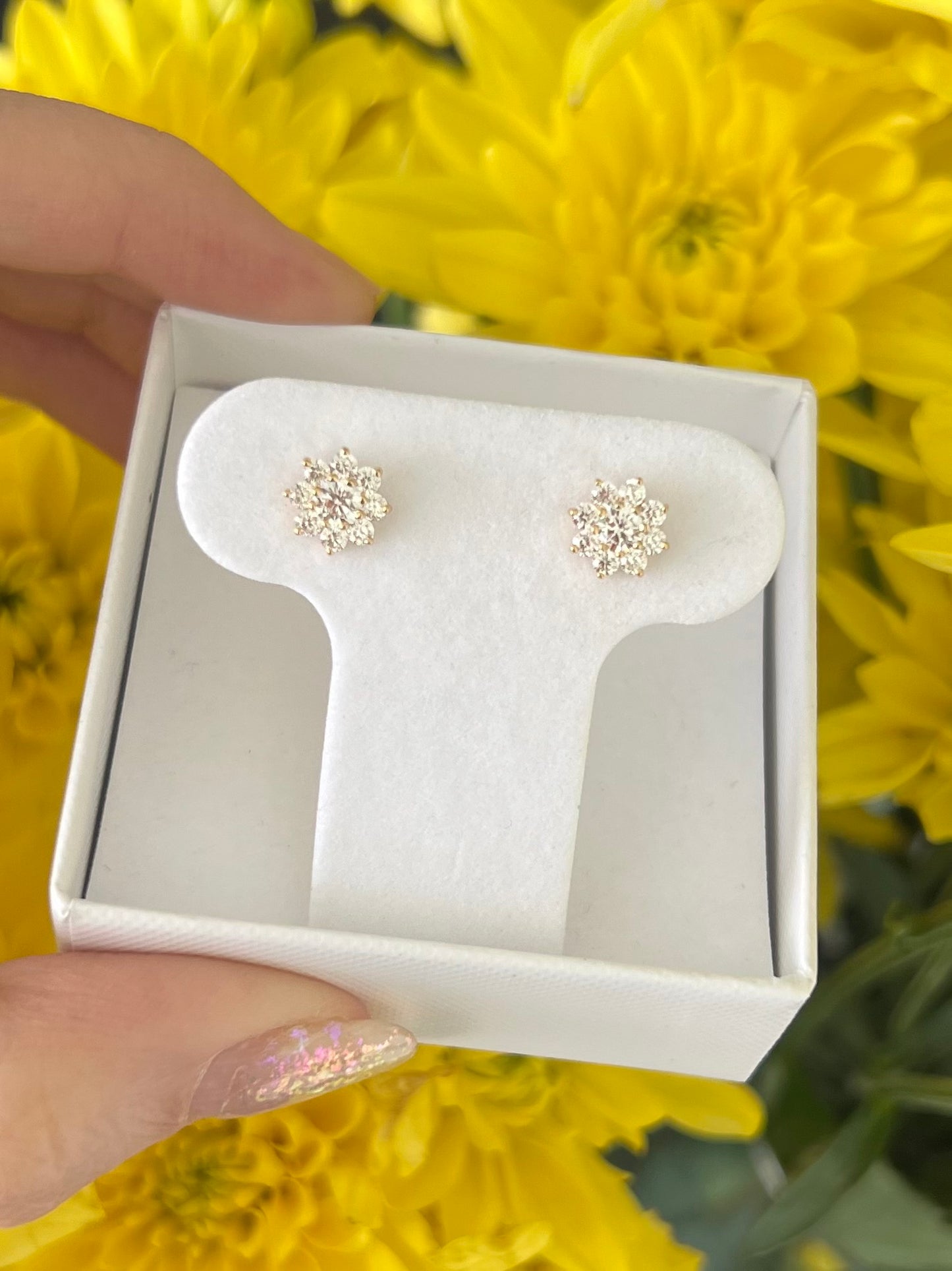 Aretes flores 8 pétalos cz