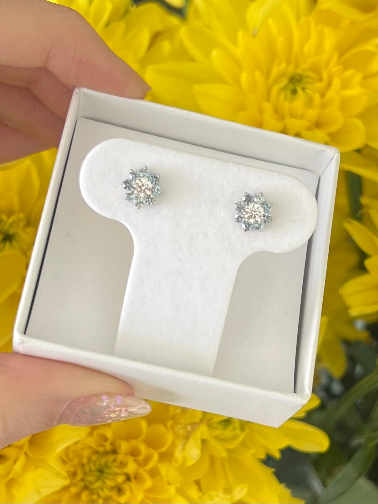 Aretes flores 8 pétalos cz