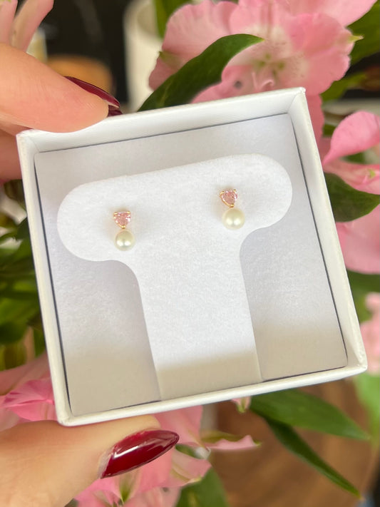 Aretes corazón cz perla