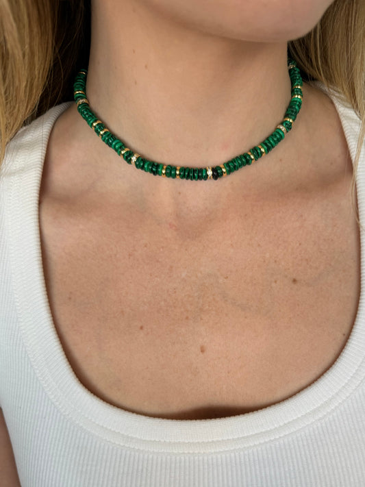 Collar pukka verde