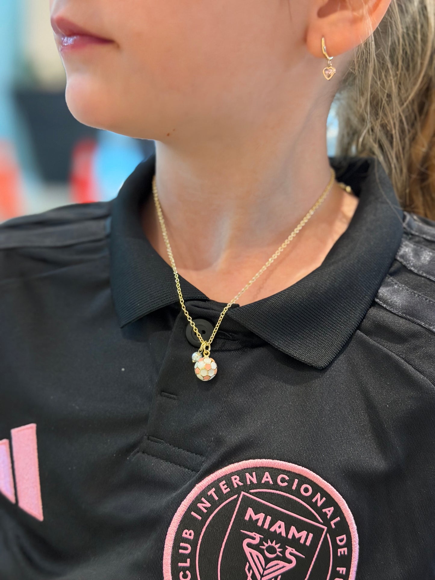 Collar balón fútbol