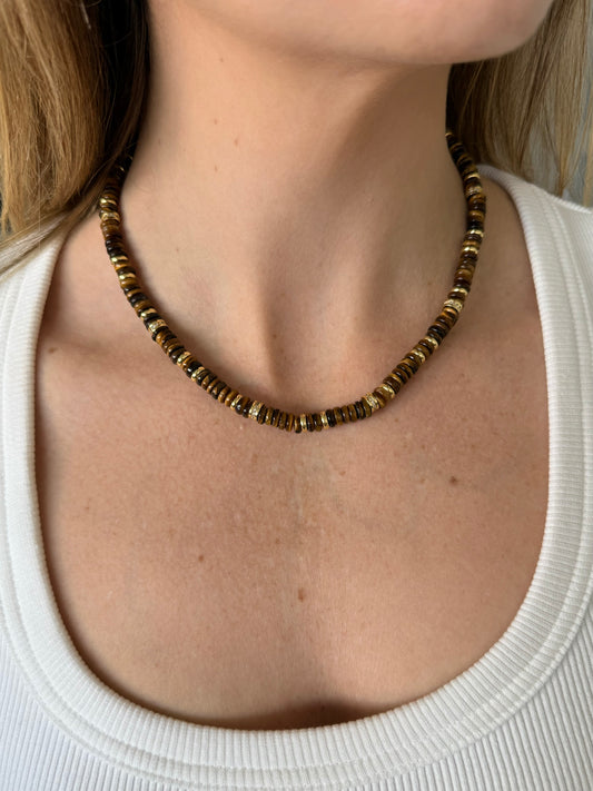 Collar pukka cafe