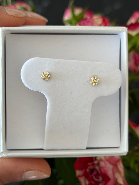 Arete flor mini redonda de zirconias con amarillo al centro