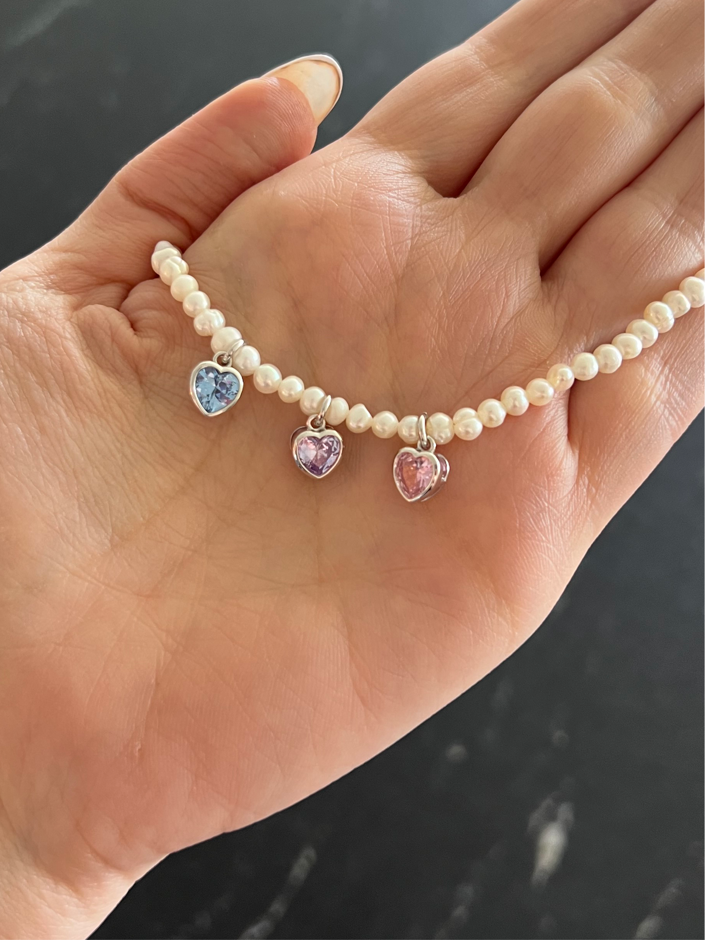 Collar perlas mediano con charm
