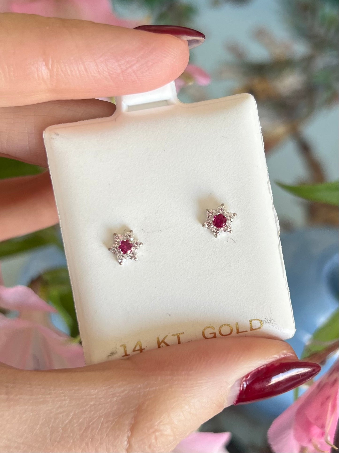 Aretes flor mediana