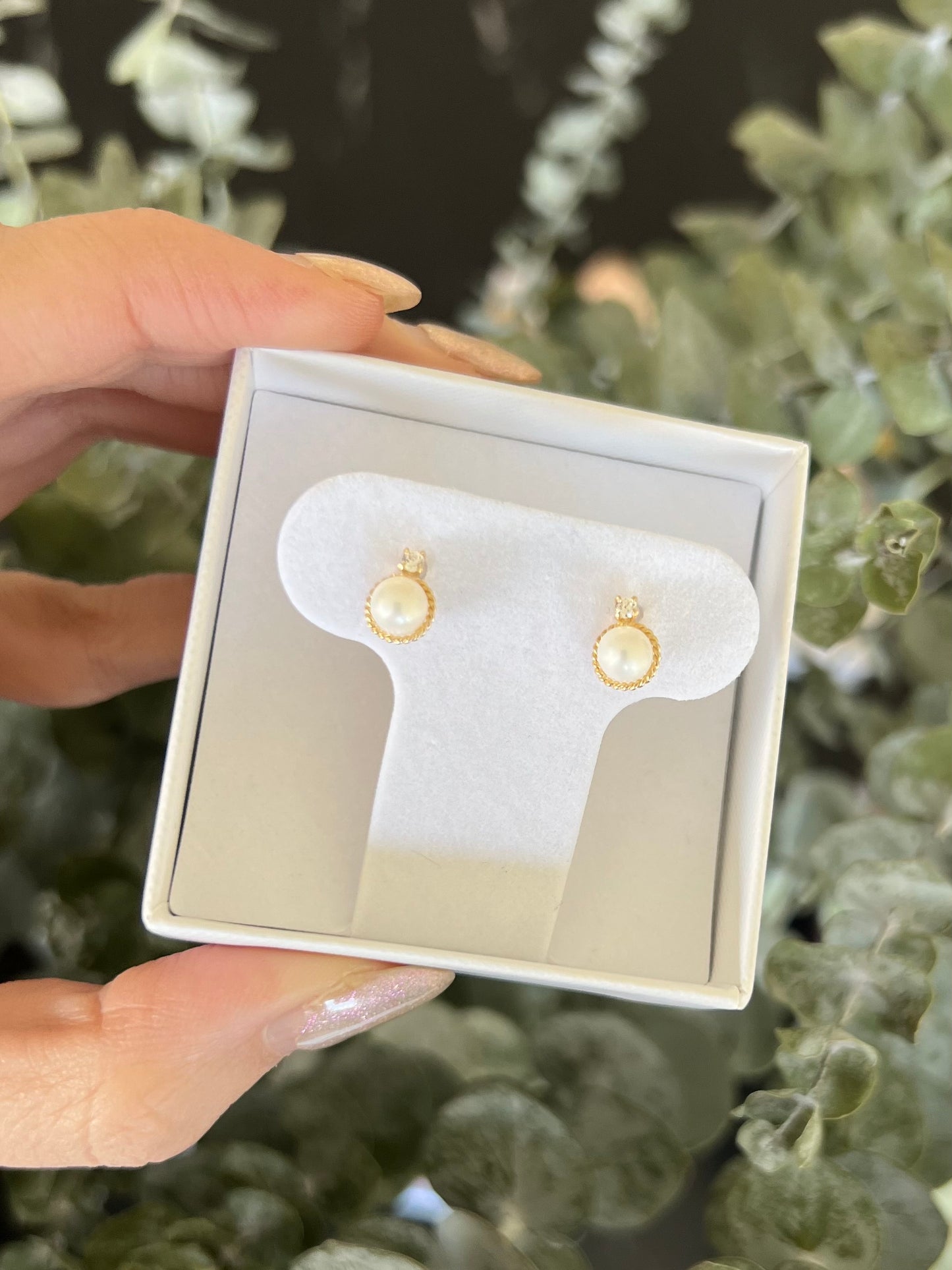 Broqueles zirconia y Perla con bisel