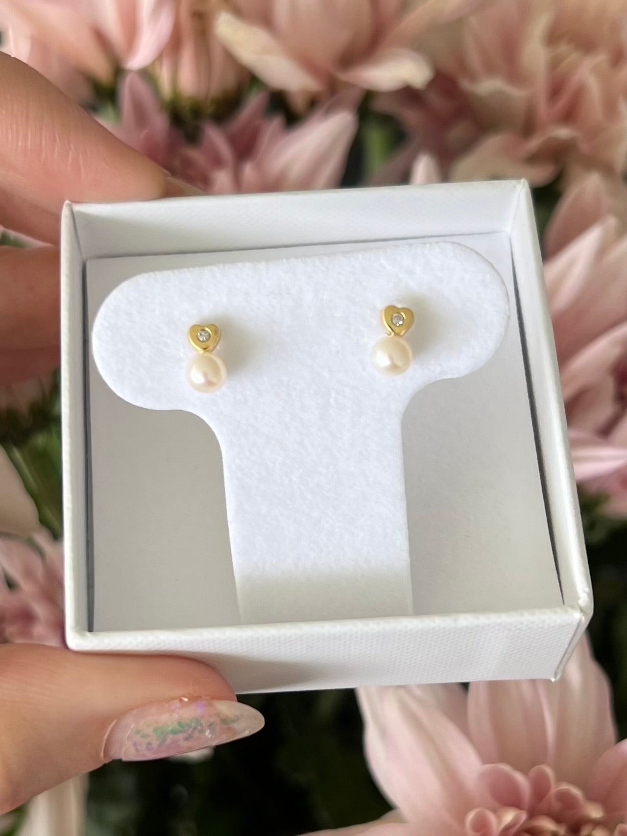 Aretes corazón diamante y perla