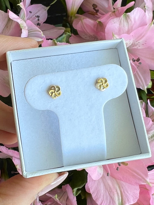 Aretes flor reguilete